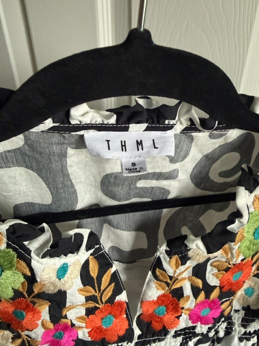 THML B&W with Embroidered Flowers Dress - Size Small - Picture 4 of 5